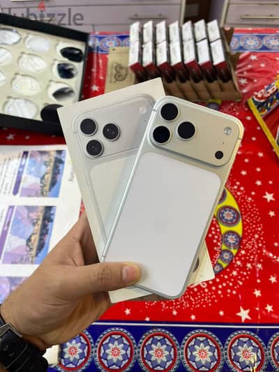 iPhone 17 pro max 512 silver
