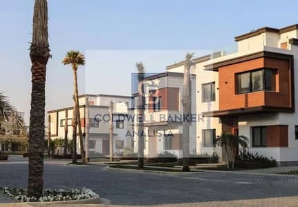 لوكيشن مميز تاون هاوس استلام فوري للبيع في ازار2 القاهرة الجديدة