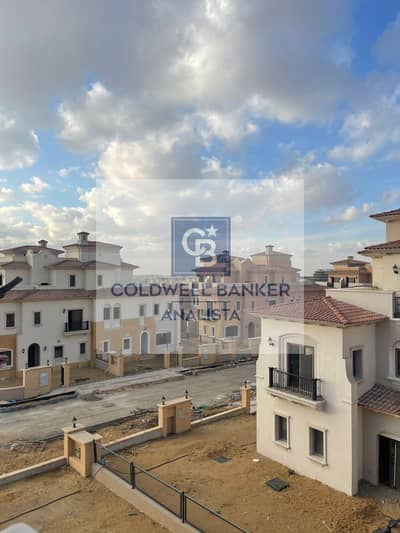 Under Market Price Quattro for Sale in City Gate  Prime Location Ready to Move Fifth Settlement El tagamo3 el khames 5th Settlement