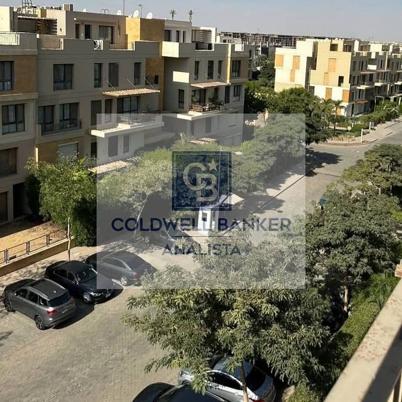 دوبلكس بـ٣ غرف نوم في ايست تاون، صورة ١٠ من ١٠