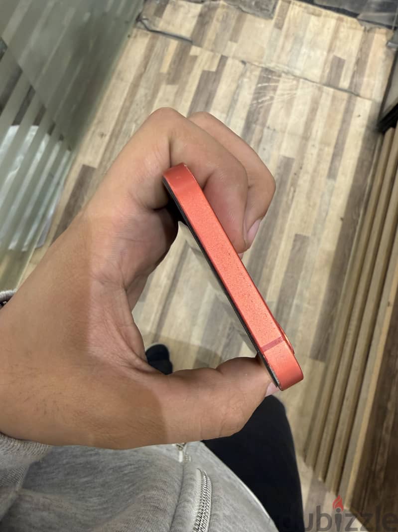 Iphone 12 4