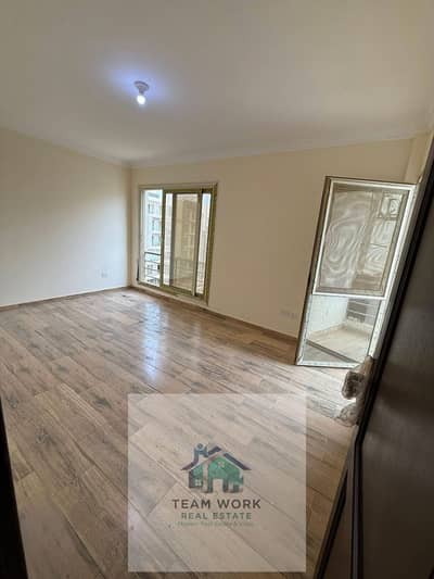 شقة للبيع بسعر لقطة جدا  كمبوند جنة 1  القرب من سعودي جدا  موقع مميز بحري سوبر لوكس 130م  Apartment for sale at a bargain price in Jannah 1 Compound