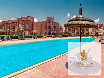 Ground floor chalet with a garden, 150m², a masterpiece for sale in Blumar Sidi Abdel Rahman, fully furnished and equipped, at a bargain price