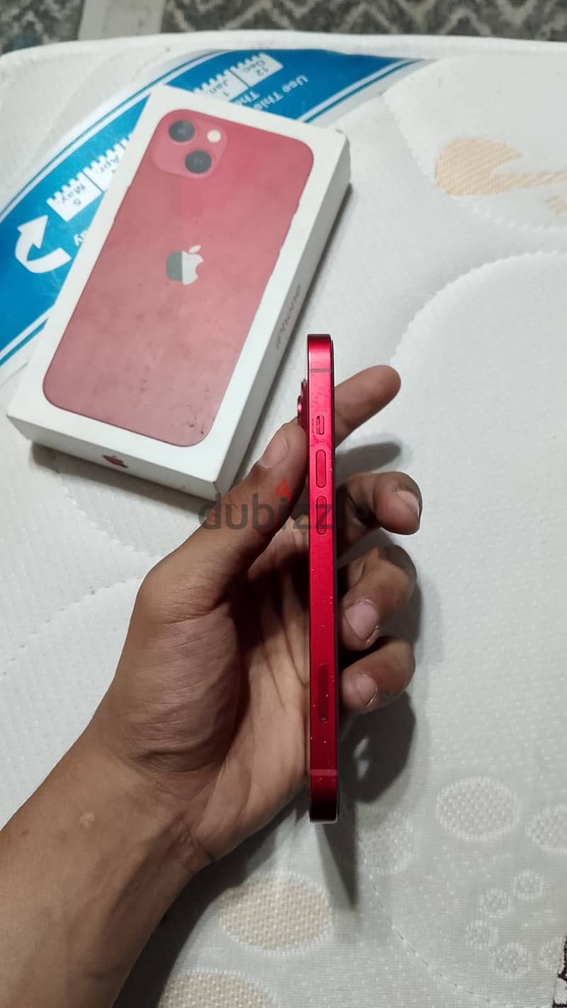 iPhone 13 4