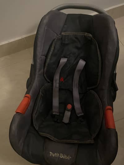 Car seat petit bebe