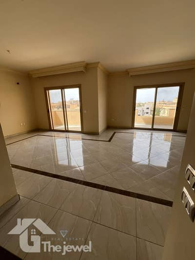 Apartment for Rent | 220 SQM | 3rd Floor with Elevator | Banafsg Villas | Fifth Settlement