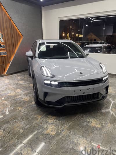 Lynk & co 06 - لينك أند كو
