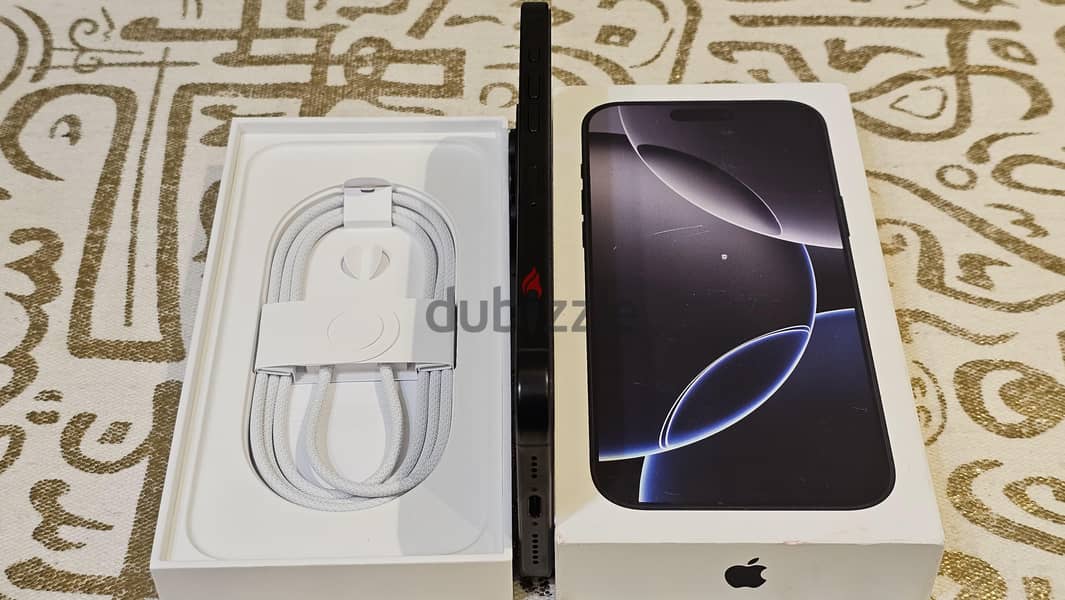 ايفون ١٦ برو ماكس iPhone 3