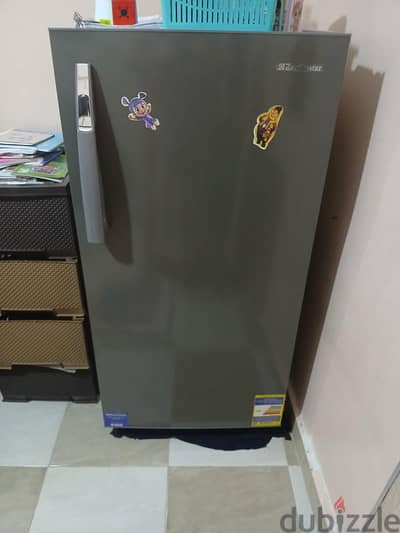 ديب فريزر electrostar   خمس ادراج استعمال خفيف بشهاده الضمان