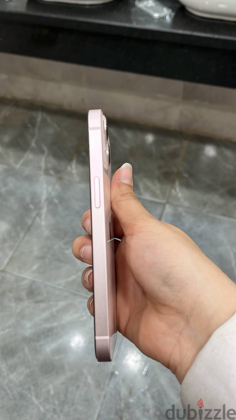 Iphone 13 4