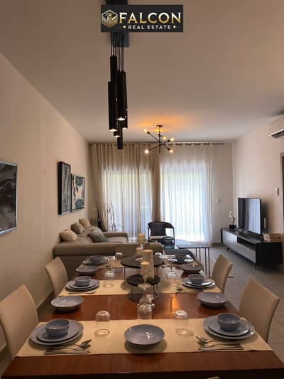 شقة كبيرة للبيع متشطبة وجاهزة للاستلام في افضل مرحلة في كمبوند البروج