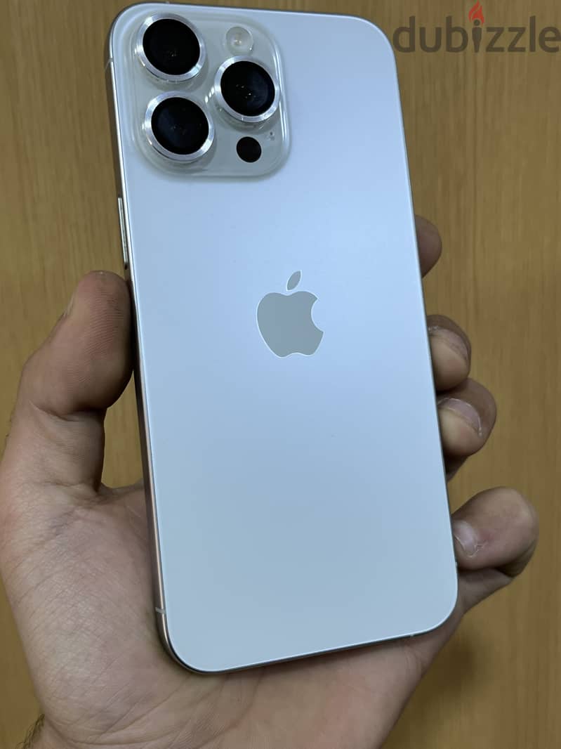 iPhone 15 pro max 256g 5