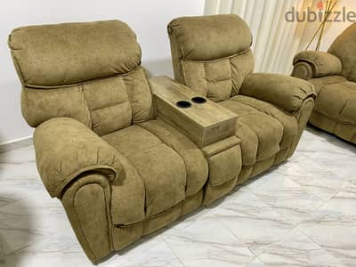 ليزي بوي هب فيرنيتشير كنبة و كرسي  lazy boy hub furniture