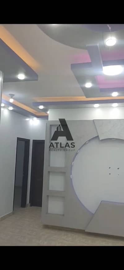 Ground floor apartment for sale in the Greek neighborhood, adjacent to 81, with an area of 125 square meters net and 110 square meters garden, directly on the services of the 10th of Ramadan.