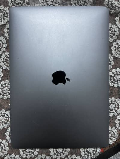 MacBook pro 13 inch 2018
