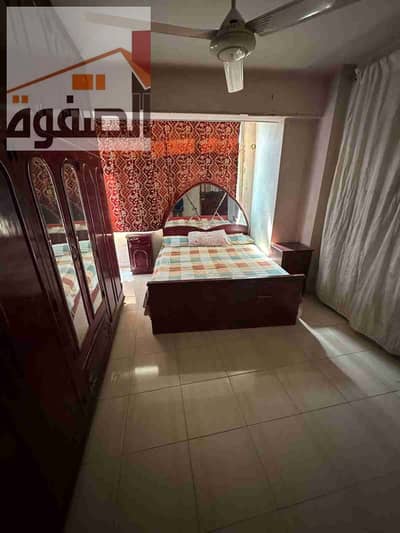 شقه للايجار المفروش المعادي شارع احمد زكي بجانب ميدان سواريس وشارع ٧٧موقع حيوي كل المواصلات وقريب جدا للمترو وكل الخدمات