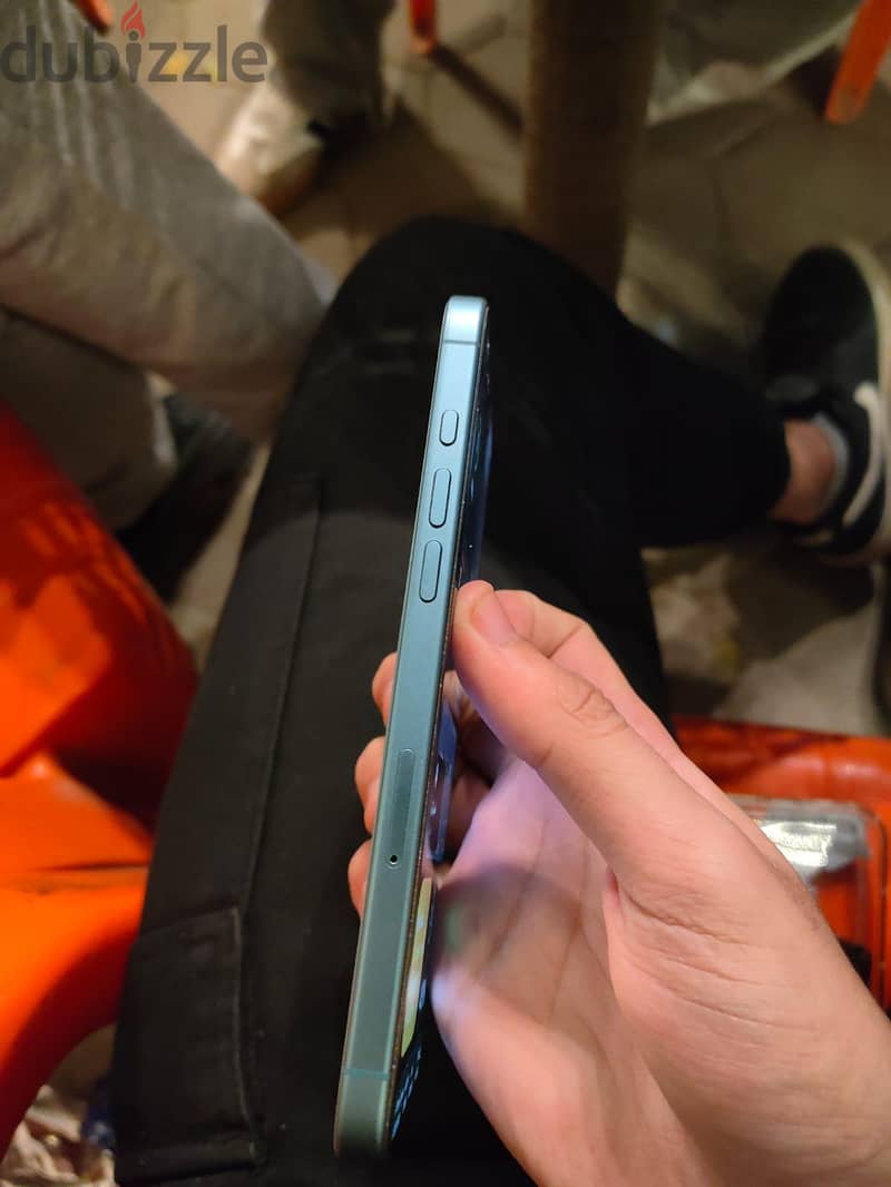 iPhone 16 plus 2