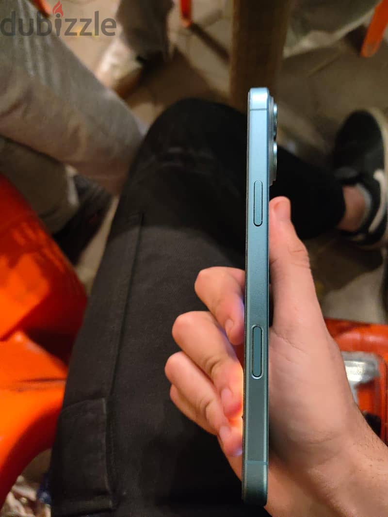 iPhone 16 plus 5