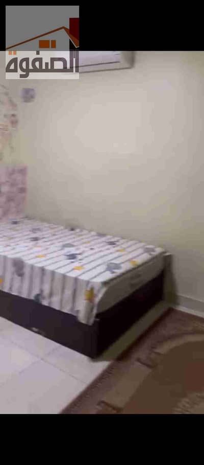 Furnished apartment for rent steps to Street 77 and Maadi Club and Surais Square and very close to the metro and all transportation