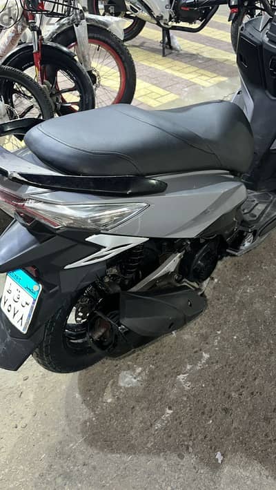 Sym jet 14 gray كربيراتير