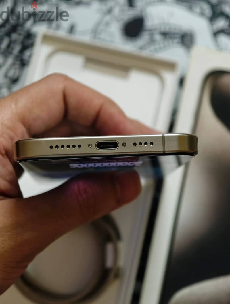 iPhone 15 pro 3