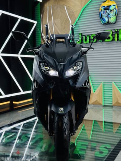 2023 Yamaha TMAX Tech Max 560
