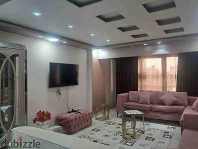 شقه الإيجار مفروشه اميز موقع المهندسين بجوار عصاير فرغلي جامعه الدول