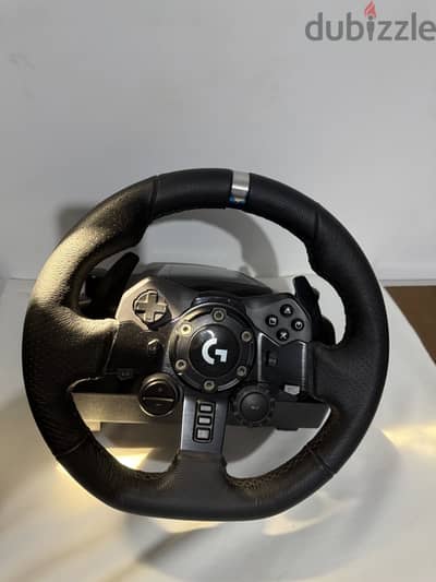 Logitech G923 Racing Wheel and Pedals GeForce