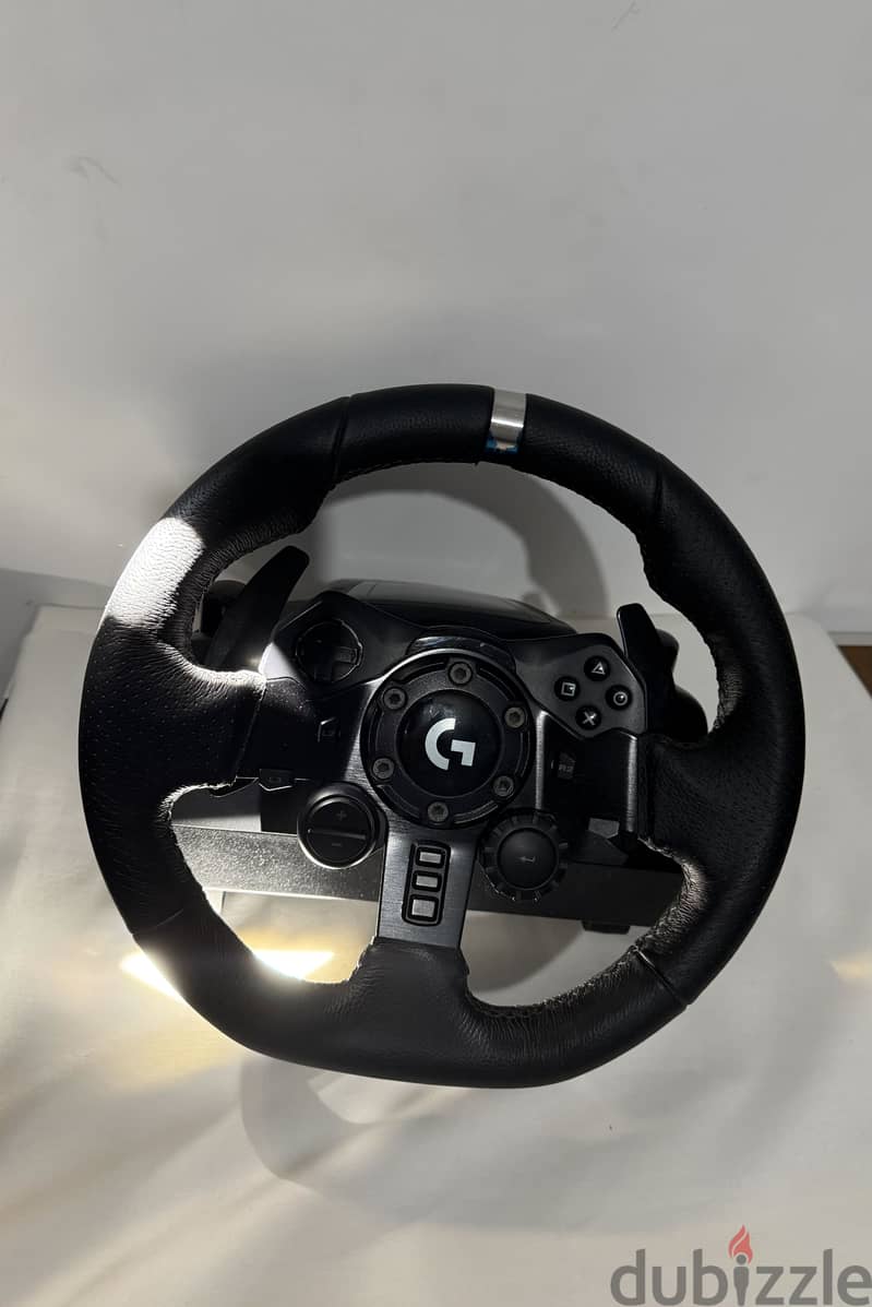 Logitech G923 Racing Wheel and Pedals GeForce 3