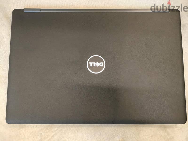 Dell precision 3520 1