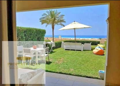 آخر فيلا متشطبه بالكامل في Sodic June sea view بسعر مميز لسرعه البيع
