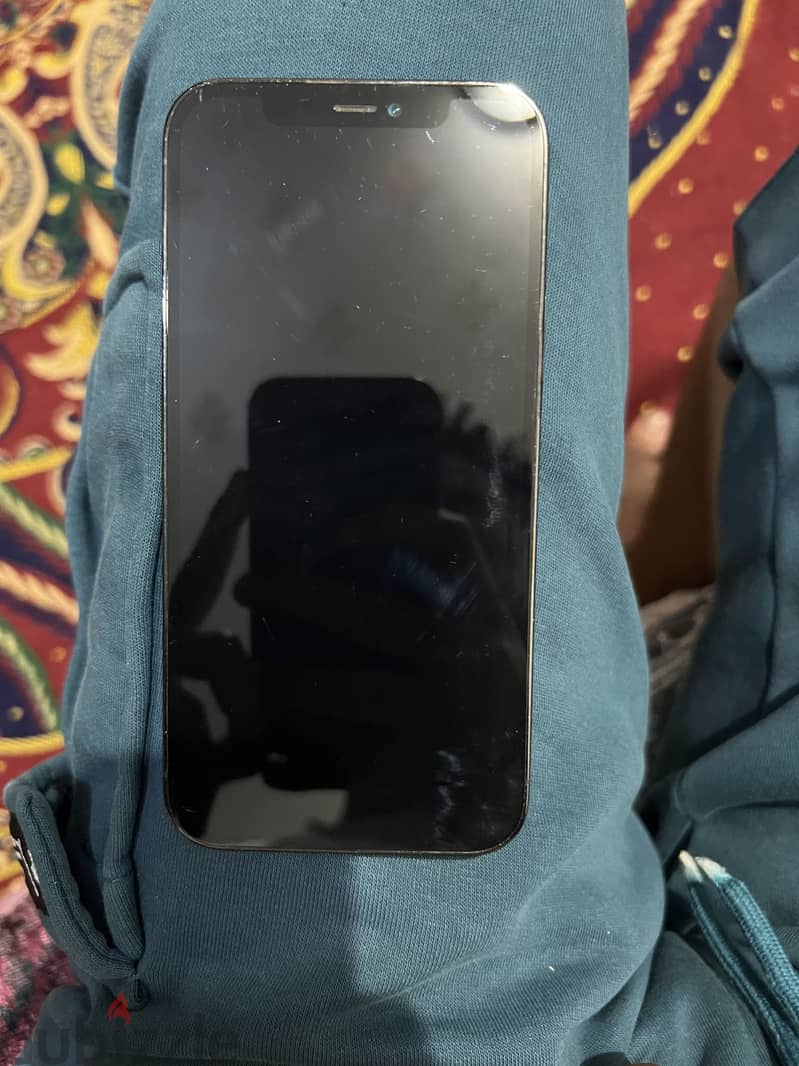 iPhone 12pro 128 4