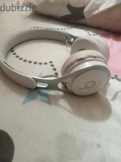Beats EP Wired on ear سماعة بيتس اصلية ممتازة