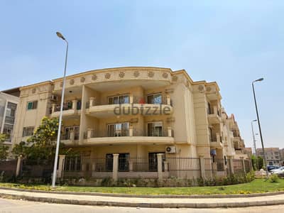 شقة ٣ غرف نوم نص تشطيب دور متكرر بفيو بحرى مفتوح - مباشرة من المالك