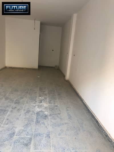 40 m store in the sixth district, Al Hadeba Al Wosta, Mokattam