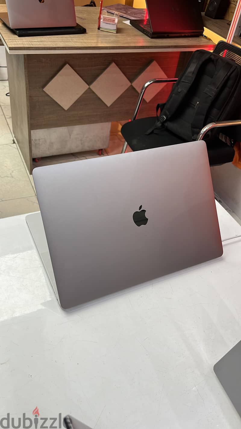 MacBook Pro 2019 16 inch 2