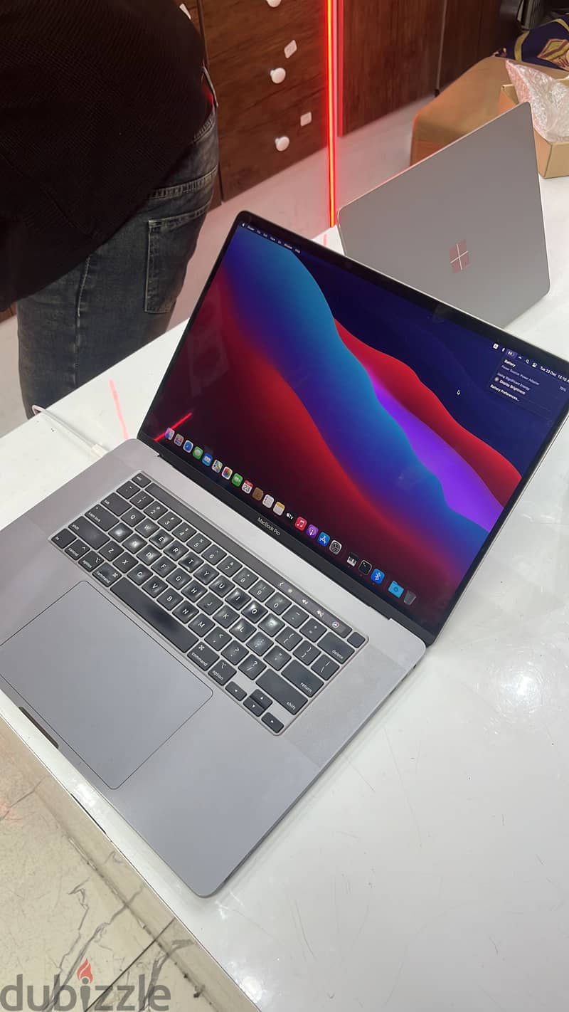 MacBook Pro 2019 16 inch 4