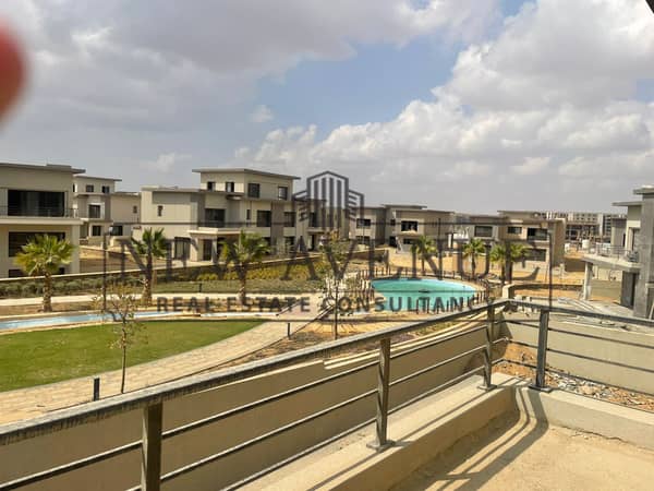 فيلا مميزة  مع حديقة للبيع في سكارليت سوان ليك ريزيدنس القاهرة الجديدة Scarlet Swan Lake Residence من تطوير حسن علام للعقارات