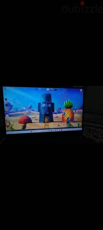 Laptop Dell متاح بدل ب PC او حاجة اقل