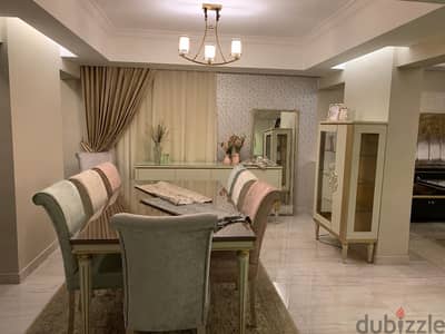 Brand New Dining Room Set - سفرة مودرن جديدة بالكامل مع بوفي