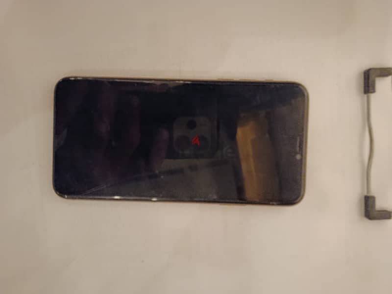 APPLE IPHONE  11pro max 6