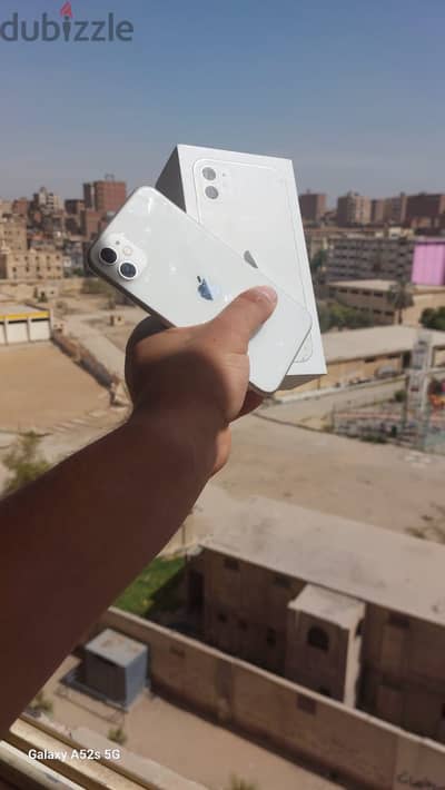ايفون ١١