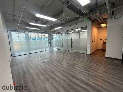 130 متر مكتب ادارى للايجار في Capital Business park الشيخ زايد - كامل التشطيب بالتكيفات office for rent 130sqm in elsheikh zayed