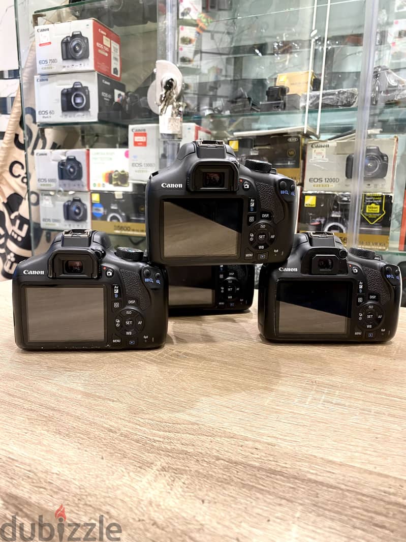 Canon 1300D 1