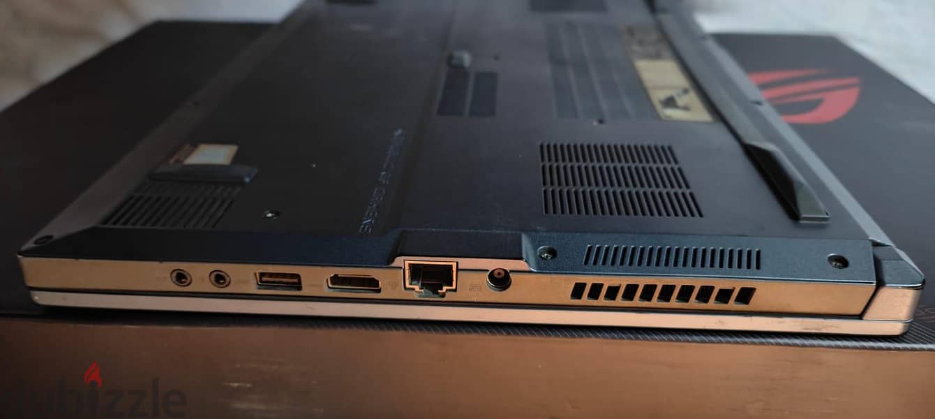 Asus ROG zephyrus M15 4
