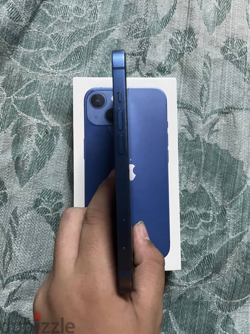 ايفون 13 6