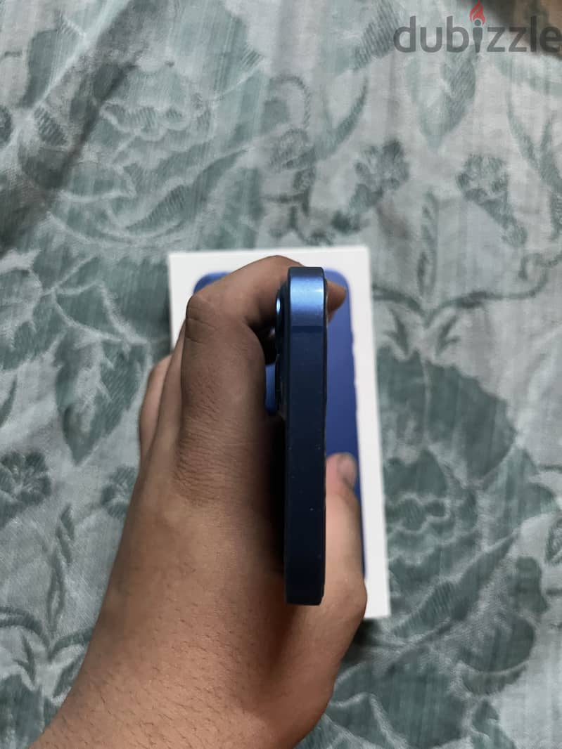 ايفون 13 7