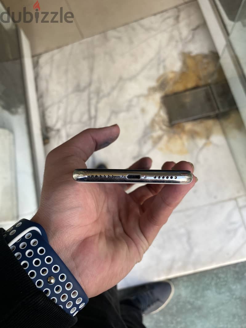 iPhone x 256 1