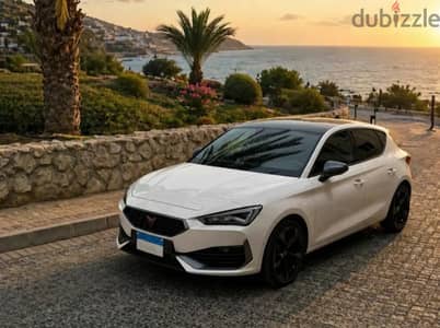 Cupra Leon 2024 (sport hatchback), Excellent Condition