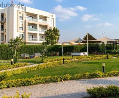 امتلك وحدة فندقيه متشطبة بالتكيفات امام أبراجThe Spine باقل مقدم750الف